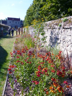 Aylsford priory peace garden; photo by Vilĉjo Walker